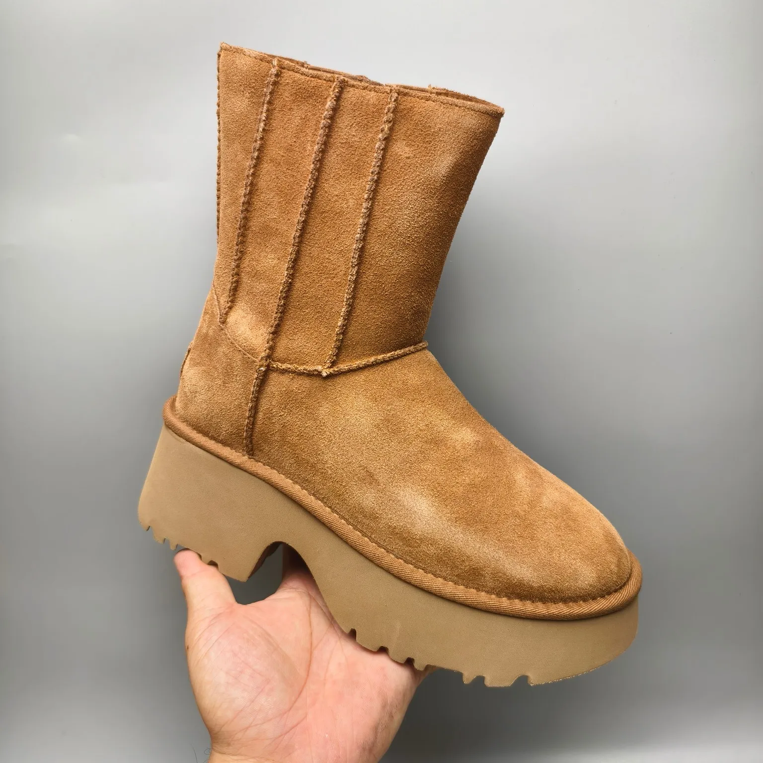 💰600 UGG sheepskin all-in-one snow boots 8313 Thick sole wedge casual women's boots Color: maroon black walnut Matching size: 35-40